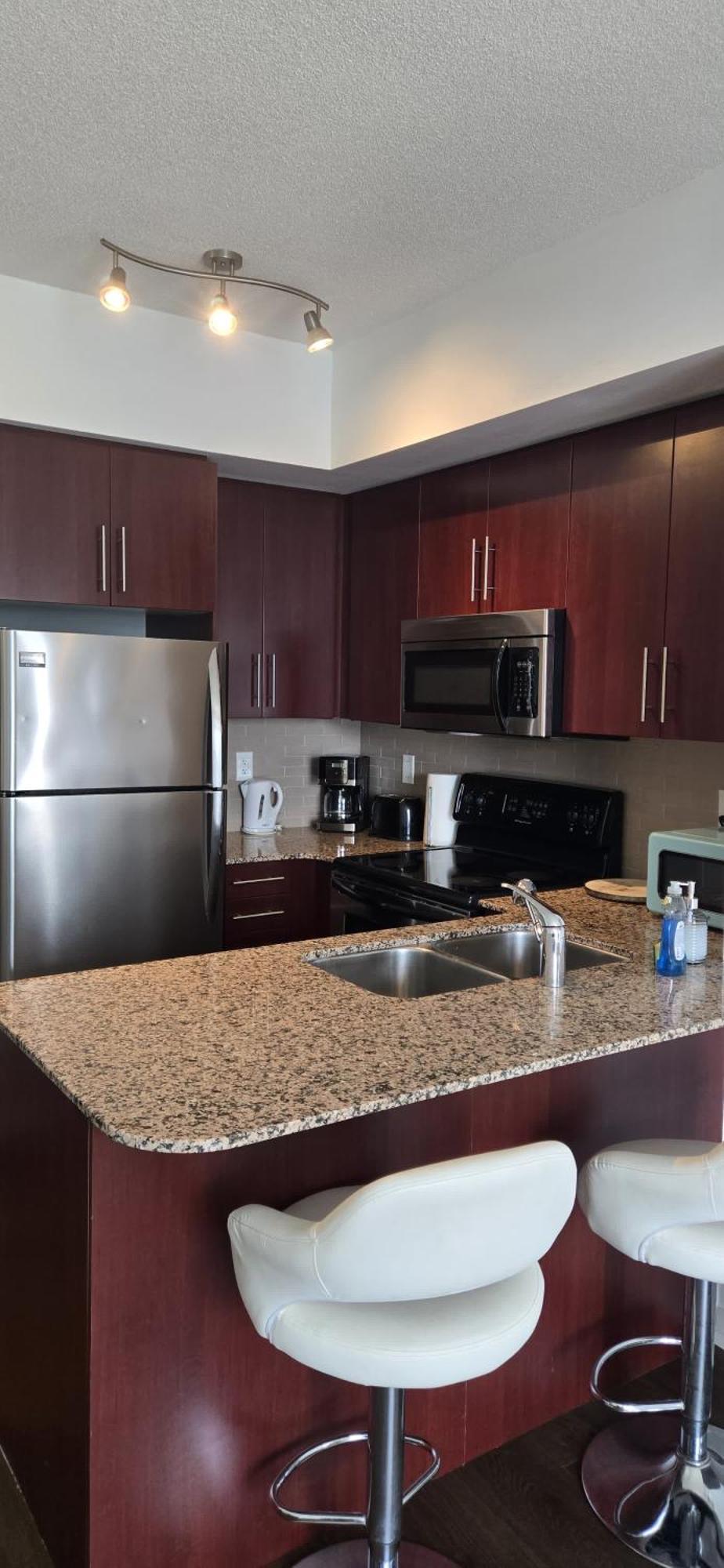 Cn Tower Maple Leaf Square Luxurious 2 Bedroom Appartement